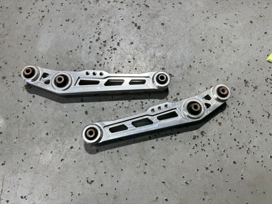 Truhart rear lower control arms USED